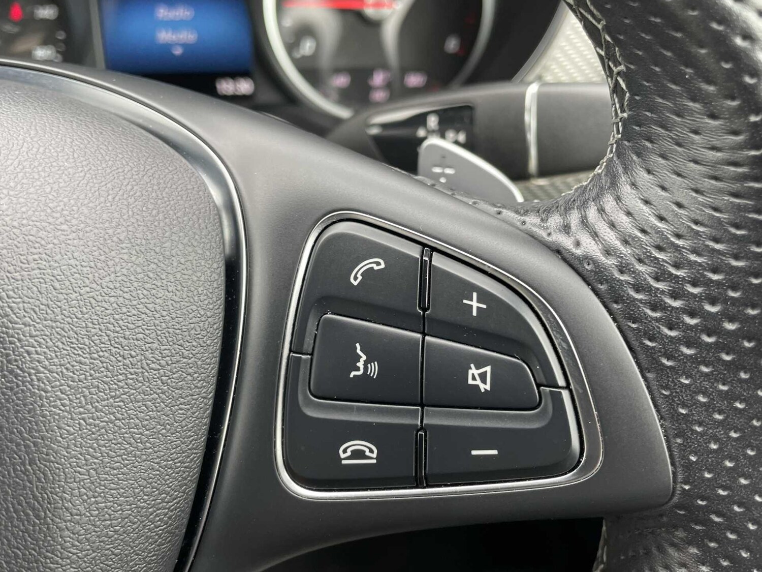 Used Mercedes-Benz V-Class 2023 for sale - 78006549: Photo 39