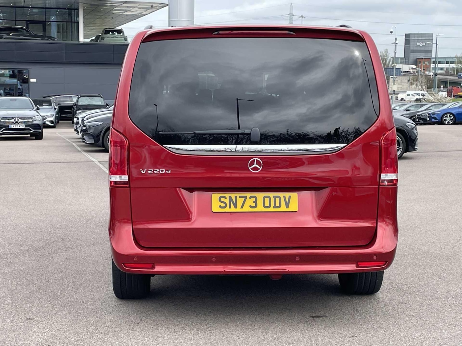 Used Mercedes-Benz V-Class 2023 for sale - 78006549: Photo 5