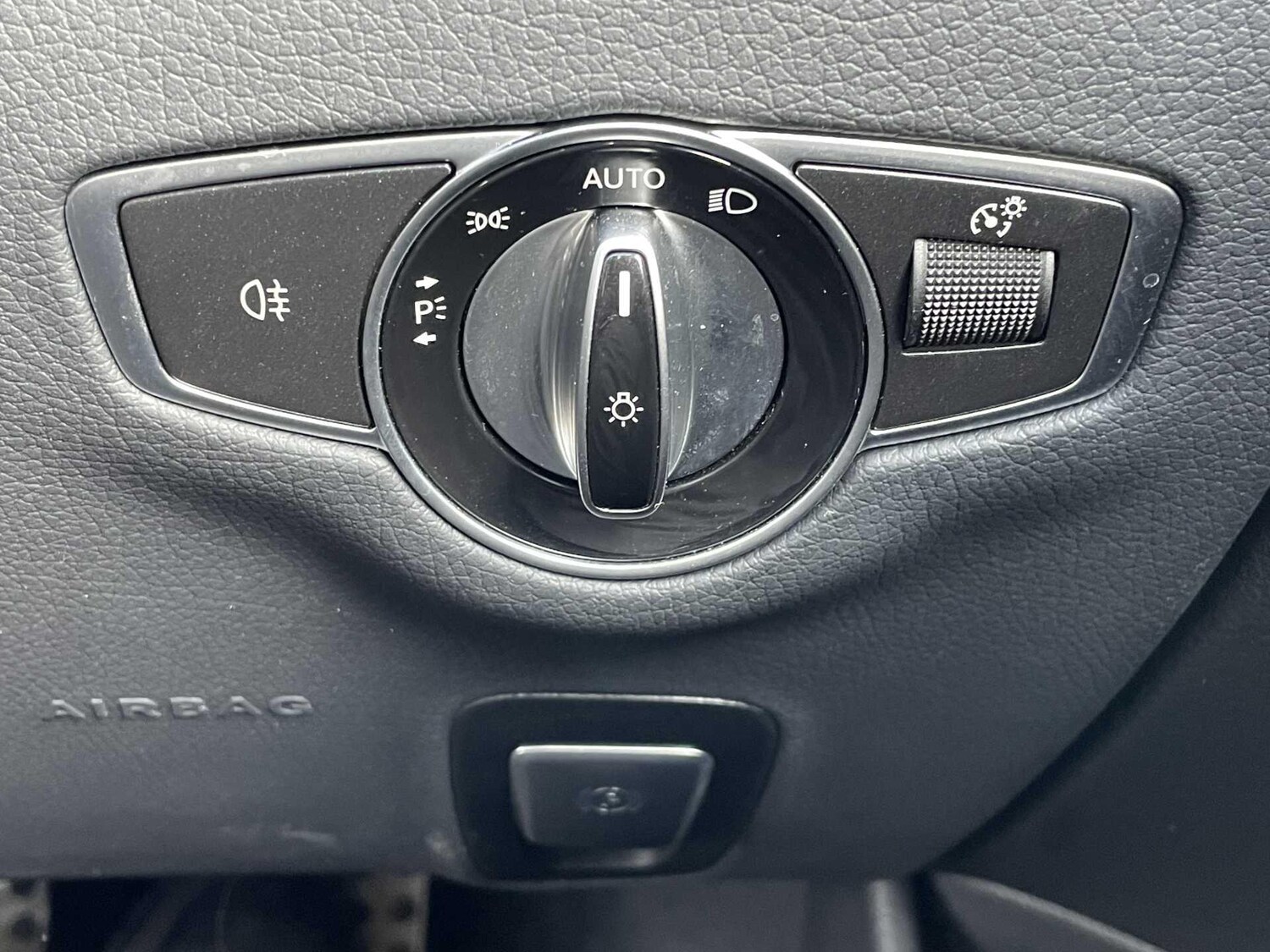 Used Mercedes-Benz E Class for sale - 77754089: Photo 42