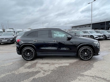 Used Mercedes-Benz GLA 2025 for sale - 77633117: Photo