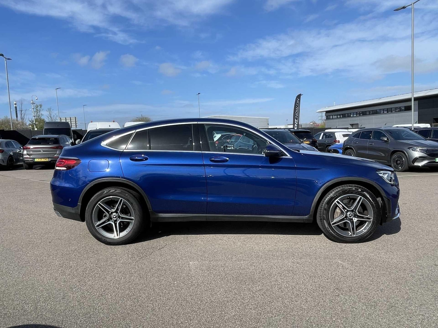 Used Mercedes-Benz GLC 2020 for sale - 78034955: Photo 2