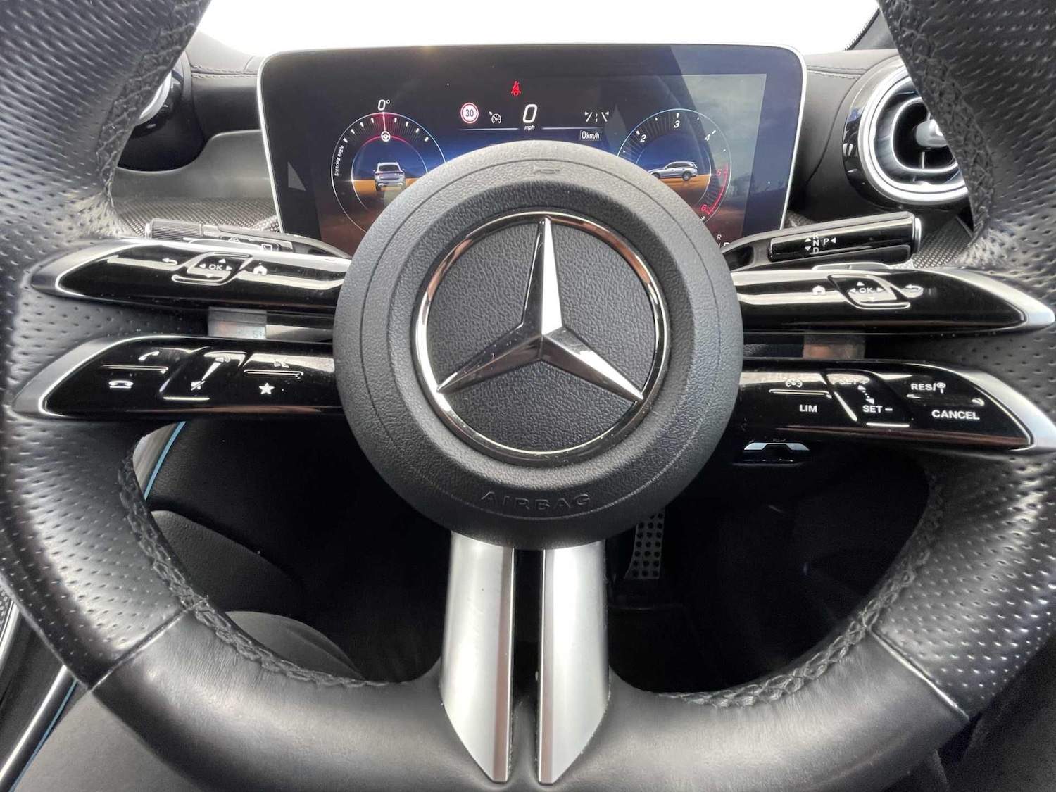 Used Mercedes-Benz GLC 2023 for sale - 78071859: Photo 40