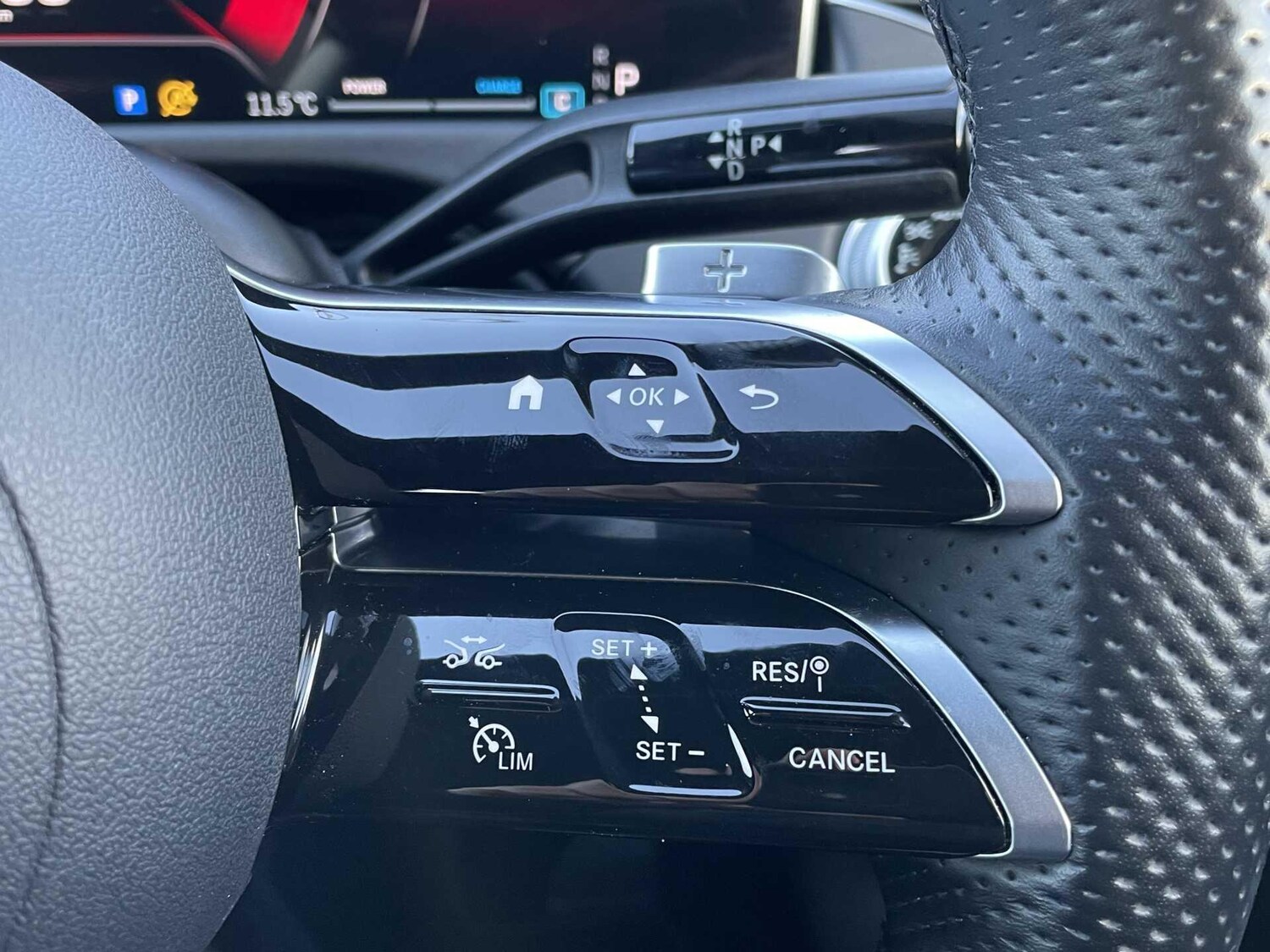 Used Mercedes-Benz E Class for sale - 77658491: Photo 38