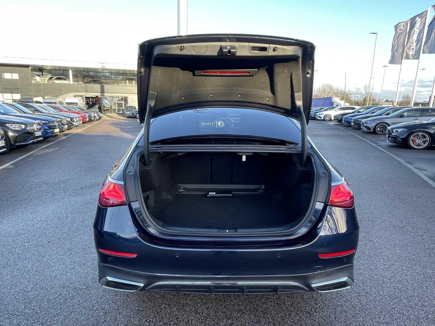 Used Mercedes-Benz E Class for sale - 77658491: Photo 9