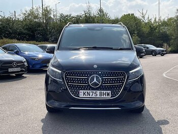 Used Mercedes-Benz V-Class 2025 for sale - 79224986: Photo