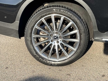 Used Mercedes-Benz GLC 2022 for sale - 77753005: Photo