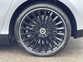 Used Mercedes-Benz EQA 2023 for sale - 78429813: Photo