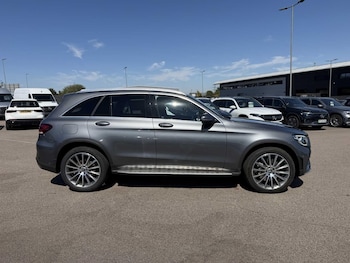 Used Mercedes-Benz GLC 2022 for sale - 79521543: Photo