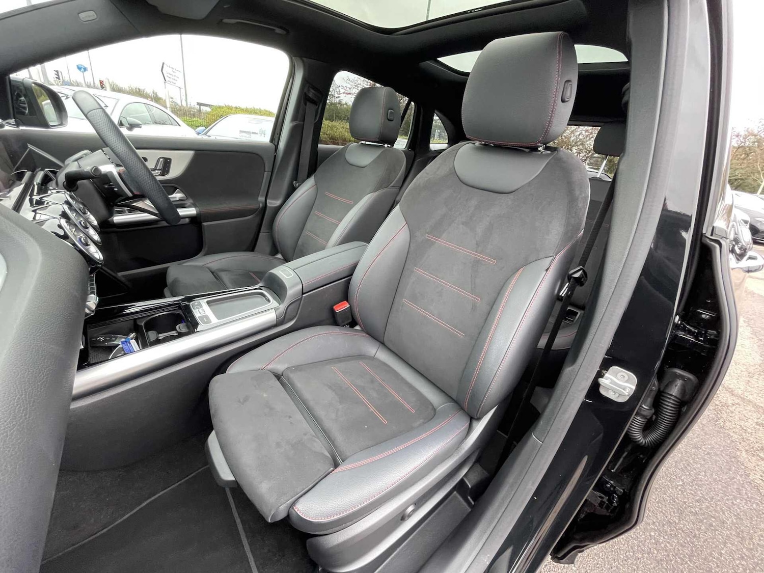 Used Mercedes-Benz GLA 2025 for sale - 77882607: Photo 7