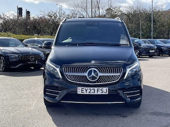 Used Mercedes-Benz V-Class 2023 for sale - 77824446: Photo