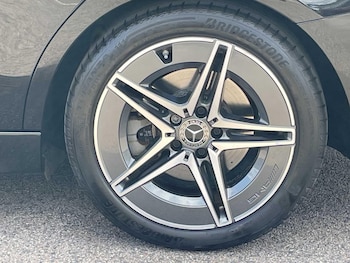 Used Mercedes-Benz C Class 2024 for sale - 79337755: Photo