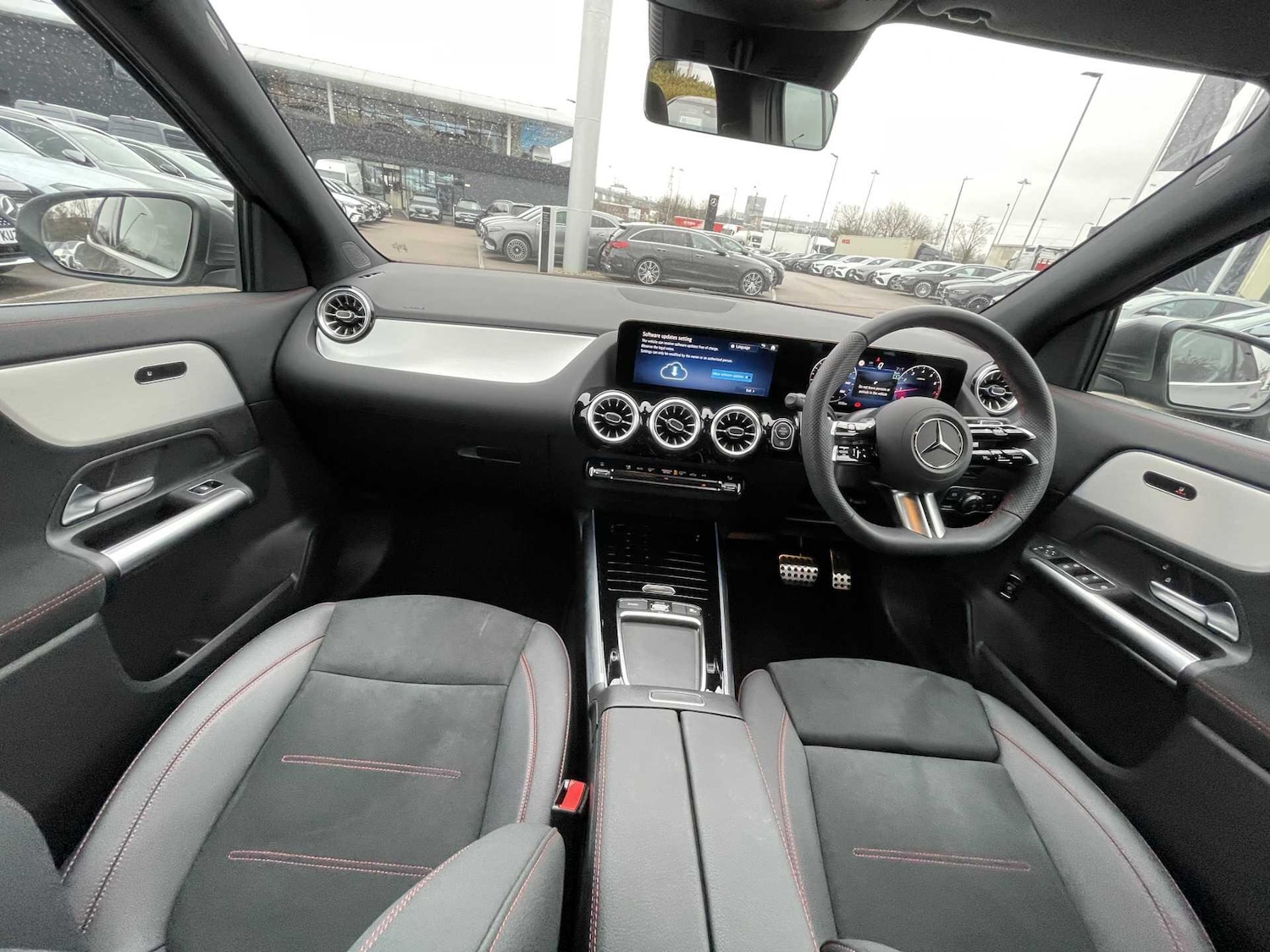 Used Mercedes-Benz GLA 2025 for sale - 77645810: Photo 6