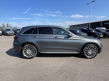 Used Mercedes-Benz GLC 2019 for sale - 79303645: Photo