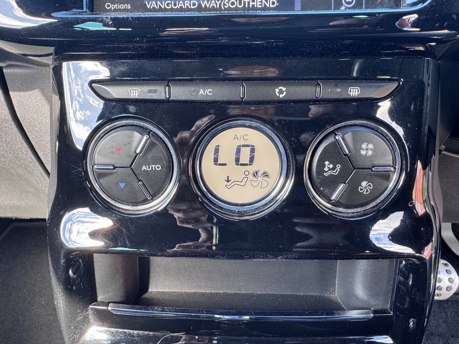 Used DS Automobiles DS 3 2017 for sale - 78022384: Photo 15