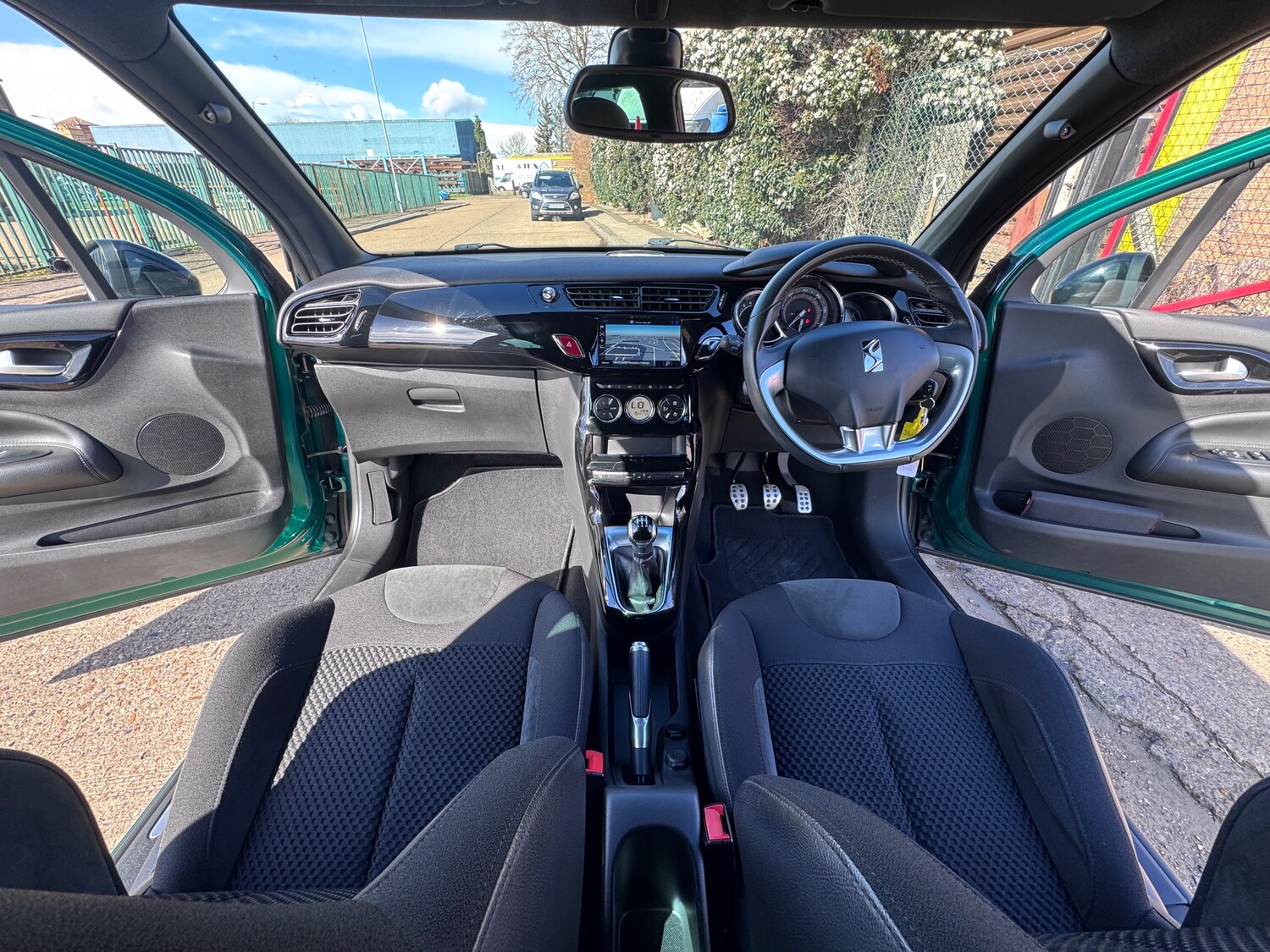 Used DS Automobiles DS 3 2017 for sale - 78022384: Photo 36