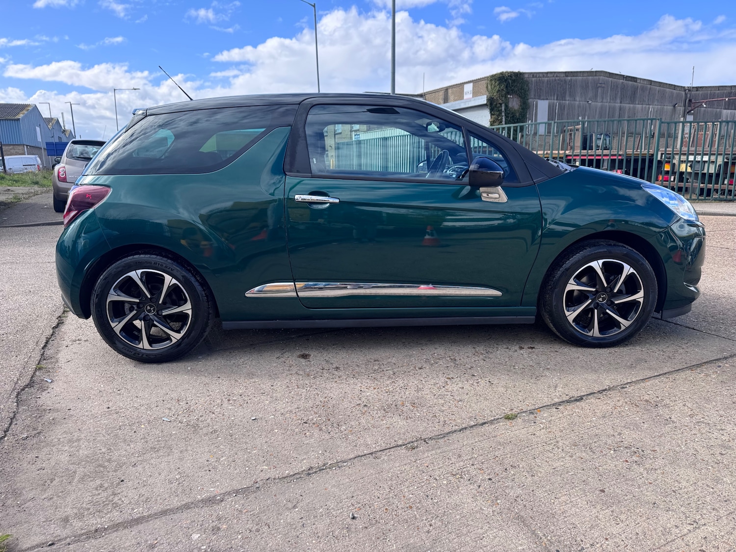 Used DS Automobiles DS 3 2017 for sale - 78022384: Photo 7