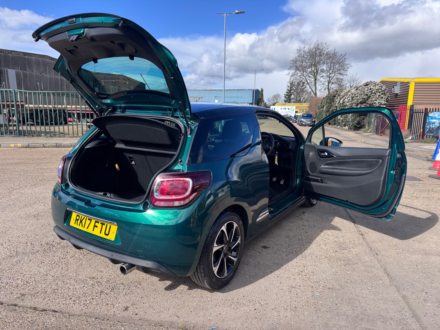 Used DS Automobiles DS 3 2017 for sale - 78022384: Photo 75