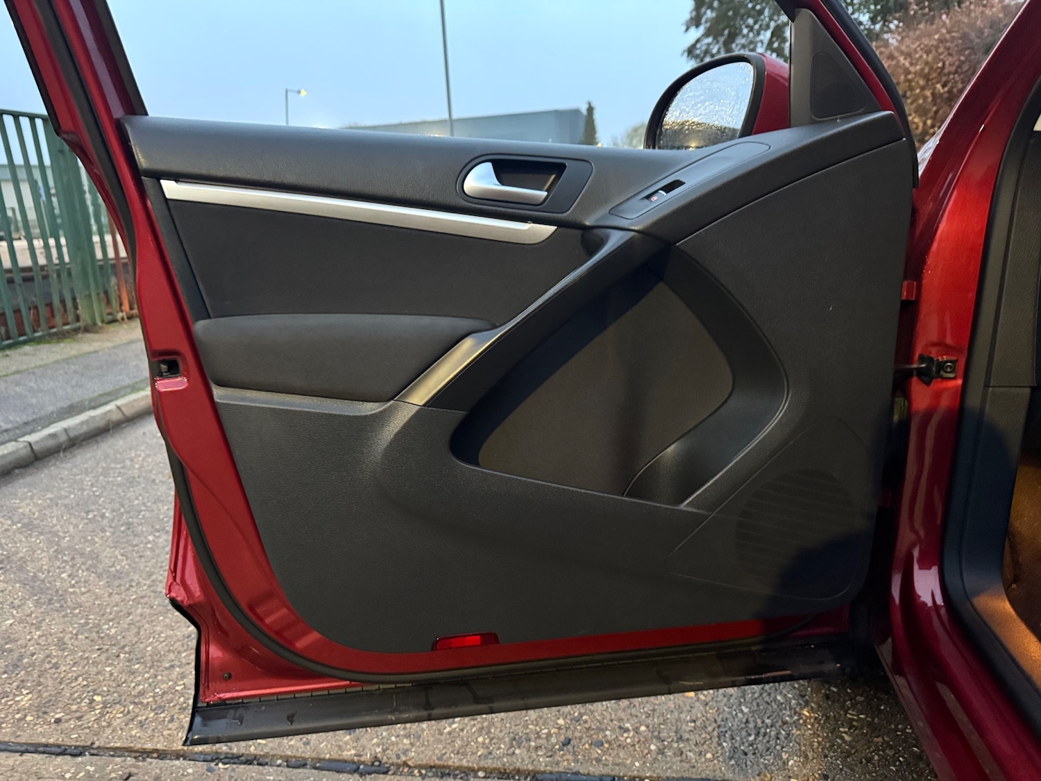 Used Volkswagen Tiguan 2014 for sale - 77006490: Photo 44