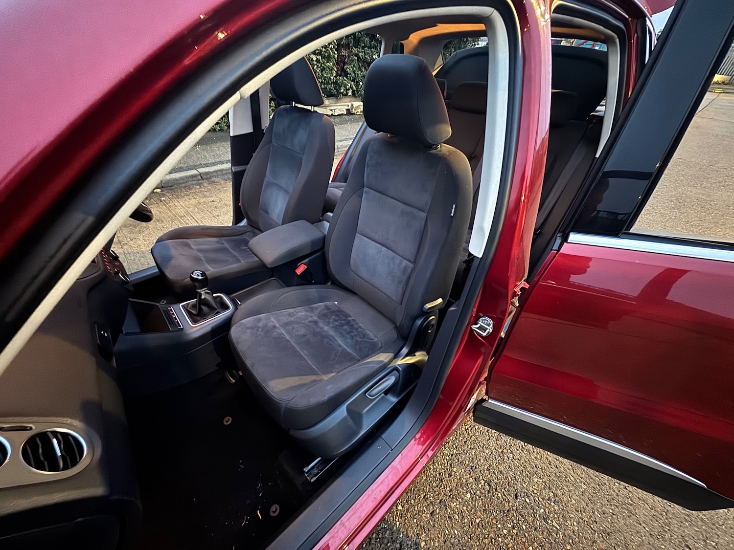 Used Volkswagen Tiguan 2014 for sale - 77006490: Photo 49