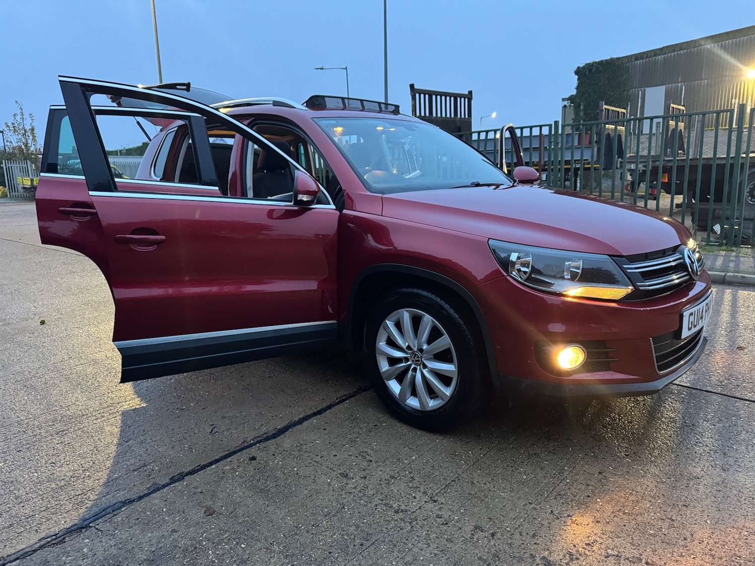 Used Volkswagen Tiguan 2014 for sale - 77006490: Photo 59