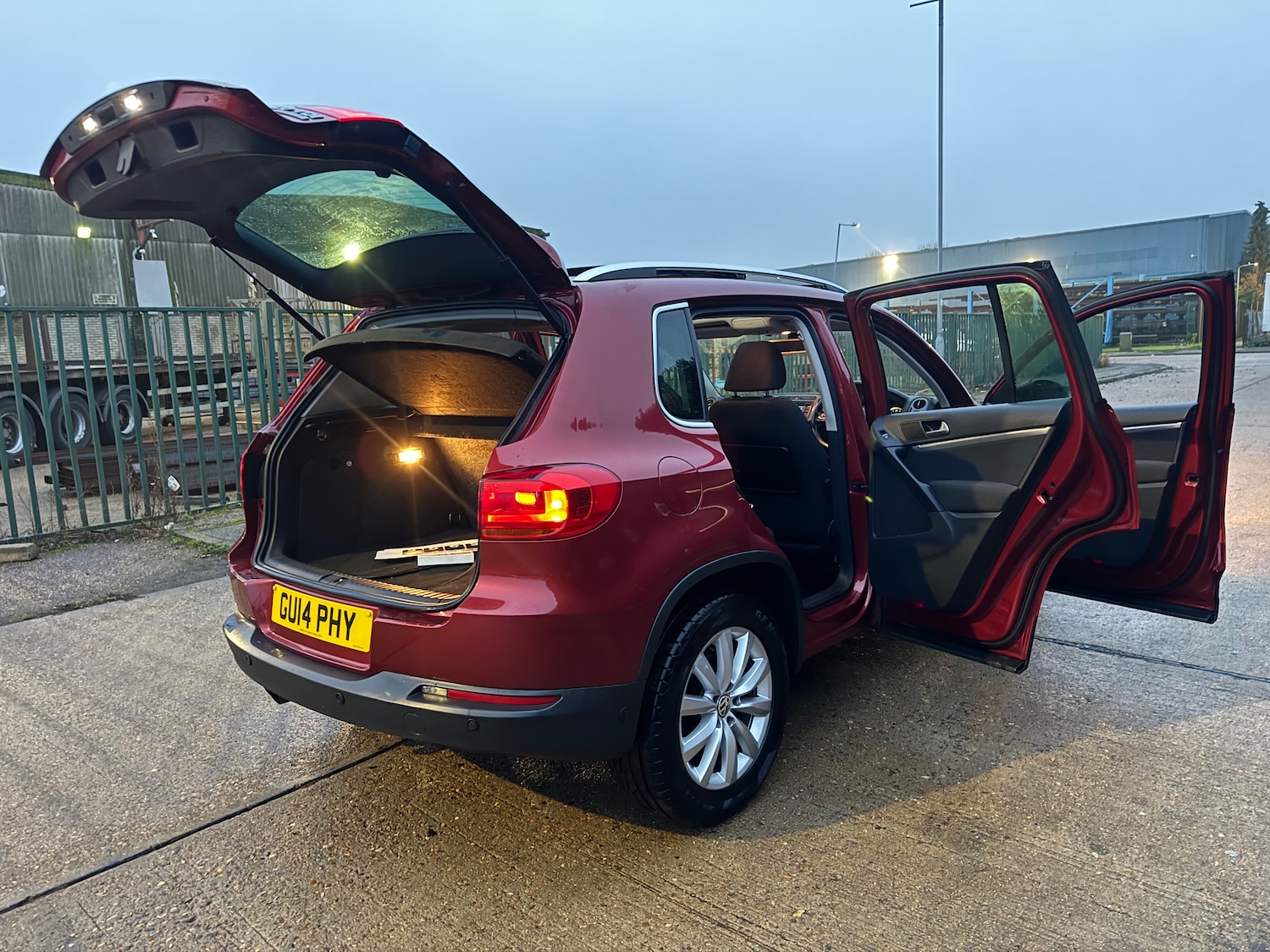 Used Volkswagen Tiguan 2014 for sale - 77006490: Photo 64