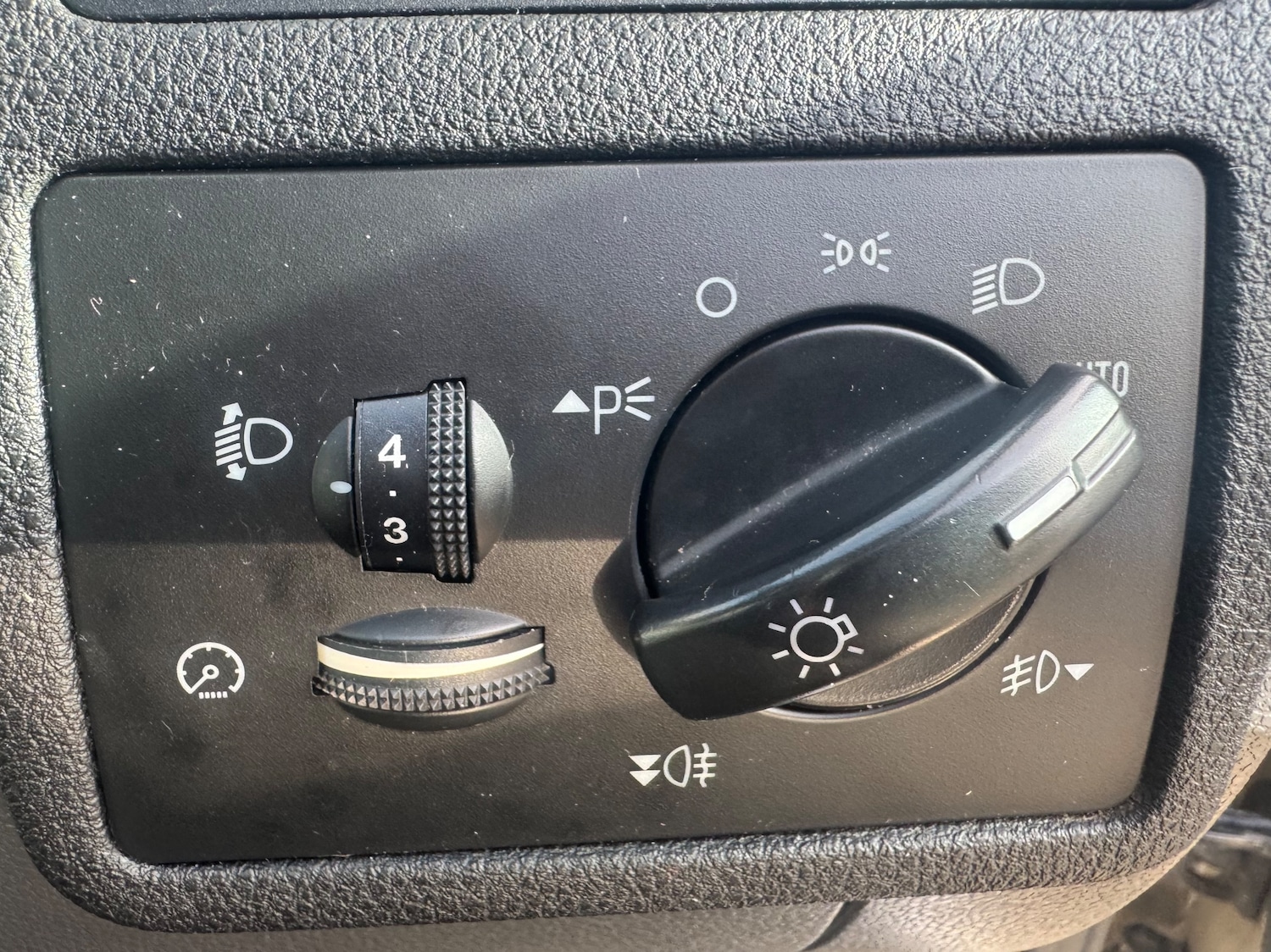 Used Ford C-Max 2008 for sale - 77006512: Photo 32