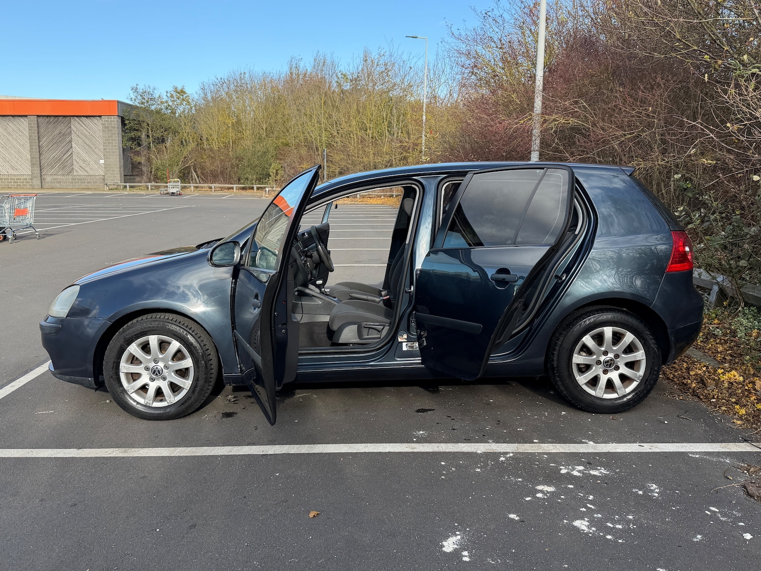 Used Volkswagen Golf 2004 for sale - 78036884: Photo 42