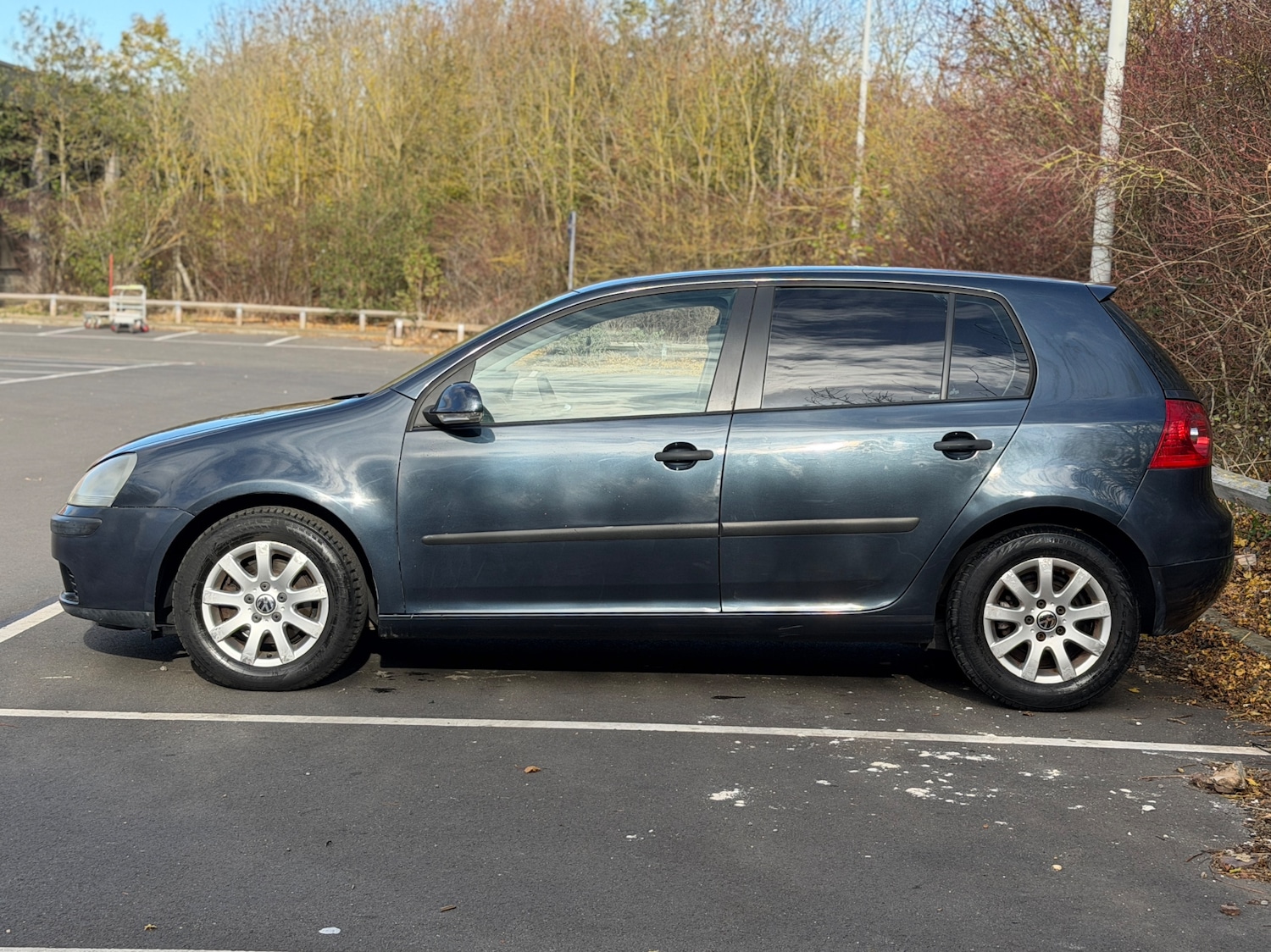 Used Volkswagen Golf 2004 for sale - 78036884: Photo 8