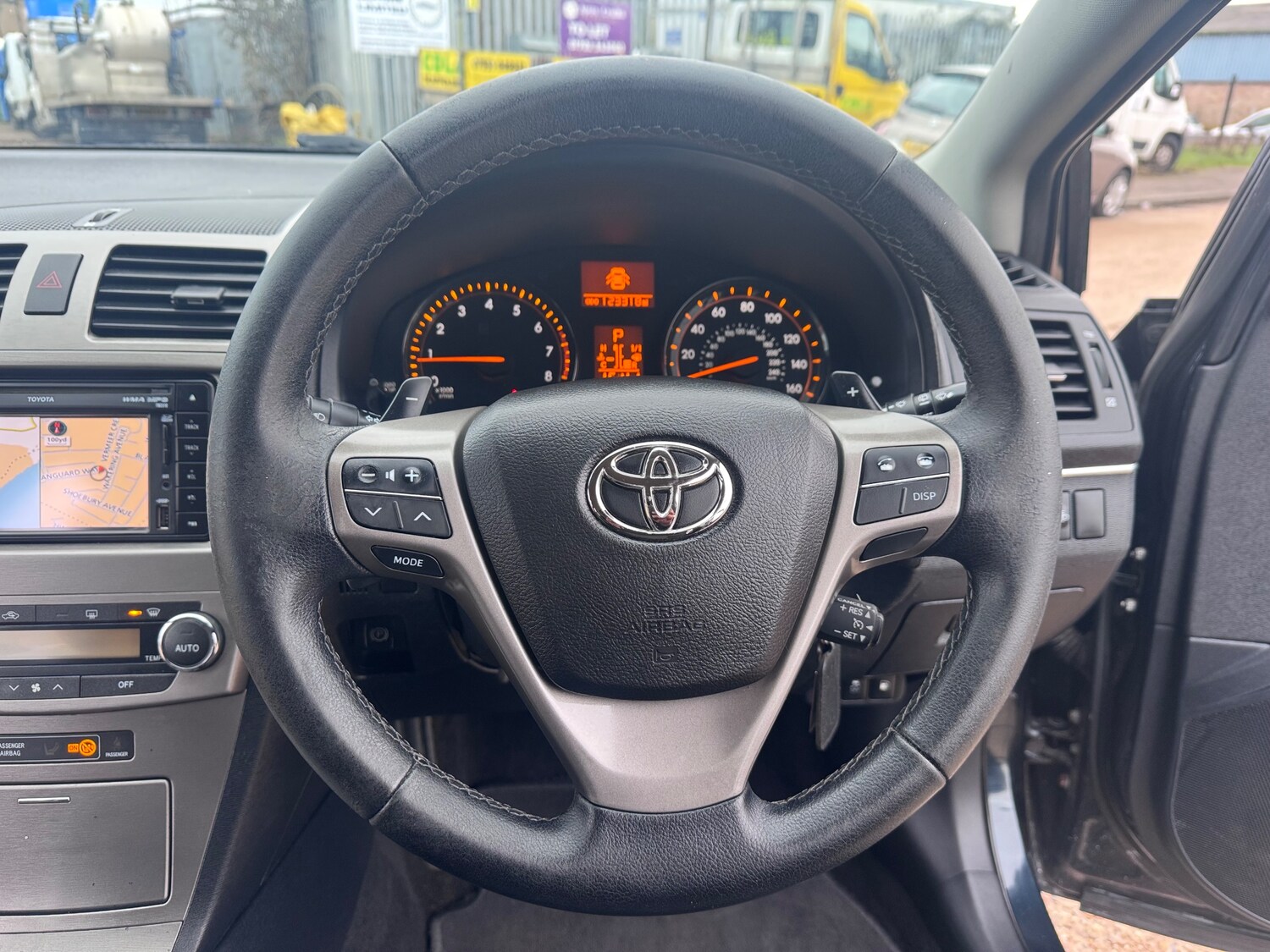 Used Toyota Avensis 2011 for sale - 77485091: Photo 10