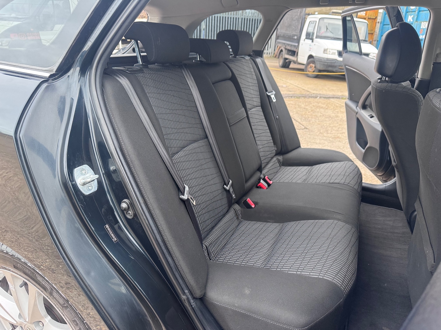 Used Toyota Avensis 2011 for sale - 77485091: Photo 21