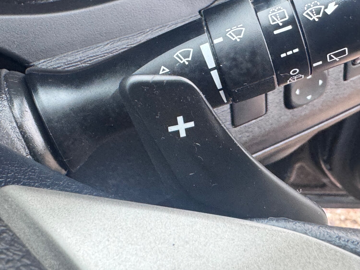 Used Toyota Avensis 2011 for sale - 77485091: Photo 43