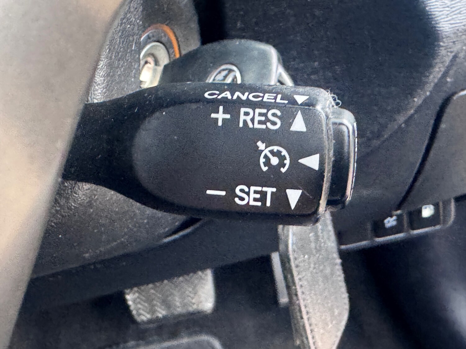 Used Toyota Avensis 2011 for sale - 77485091: Photo 47