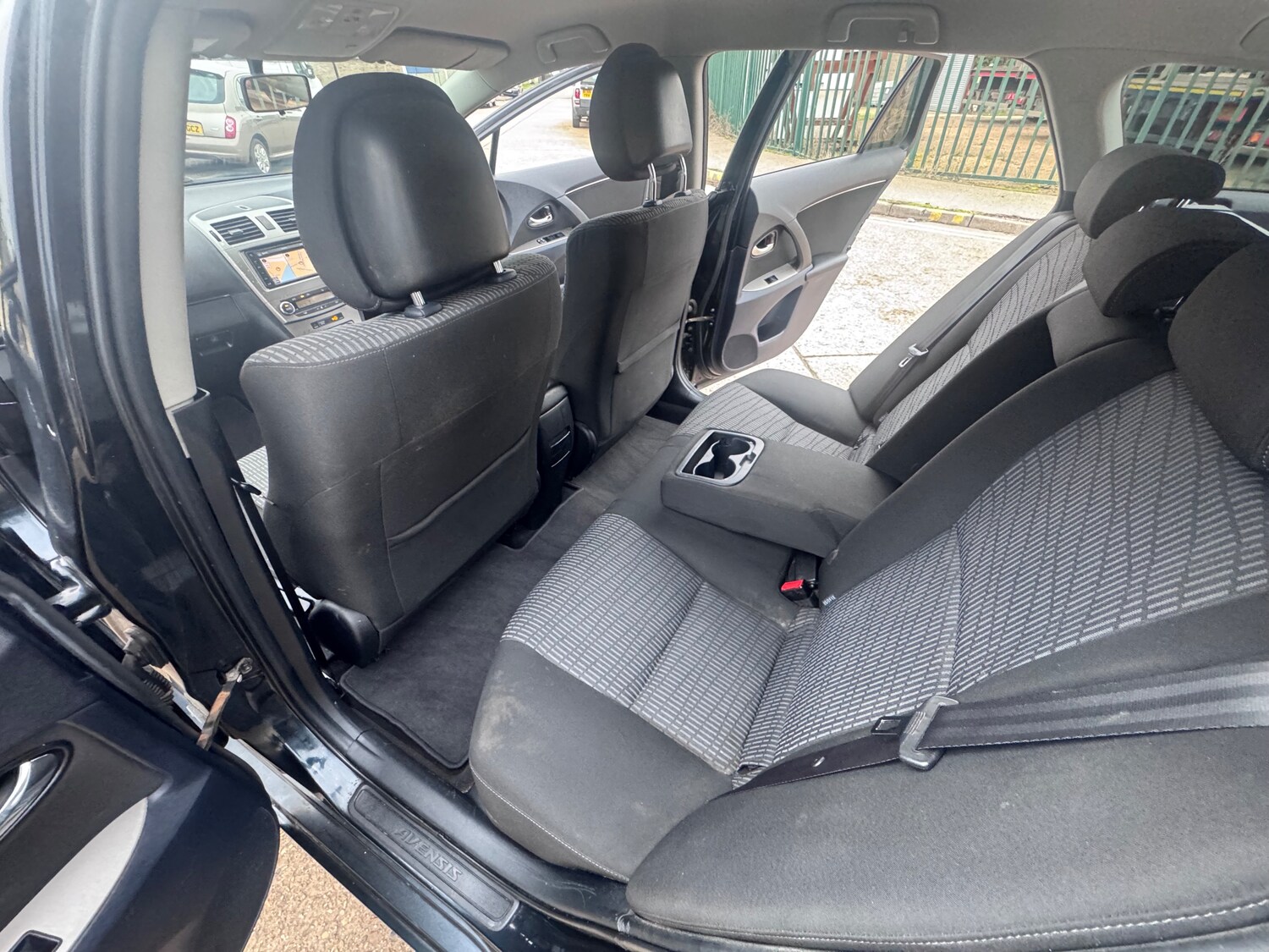 Used Toyota Avensis 2011 for sale - 77485091: Photo 66