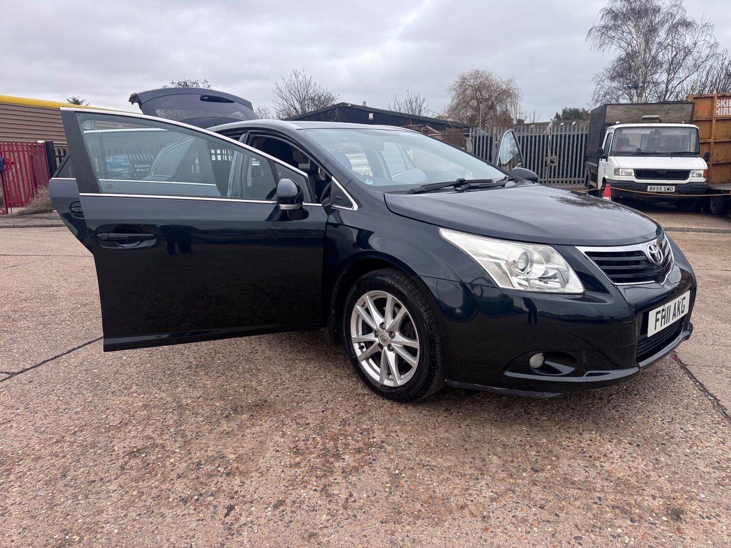 Used Toyota Avensis 2011 for sale - 77485091: Photo 74