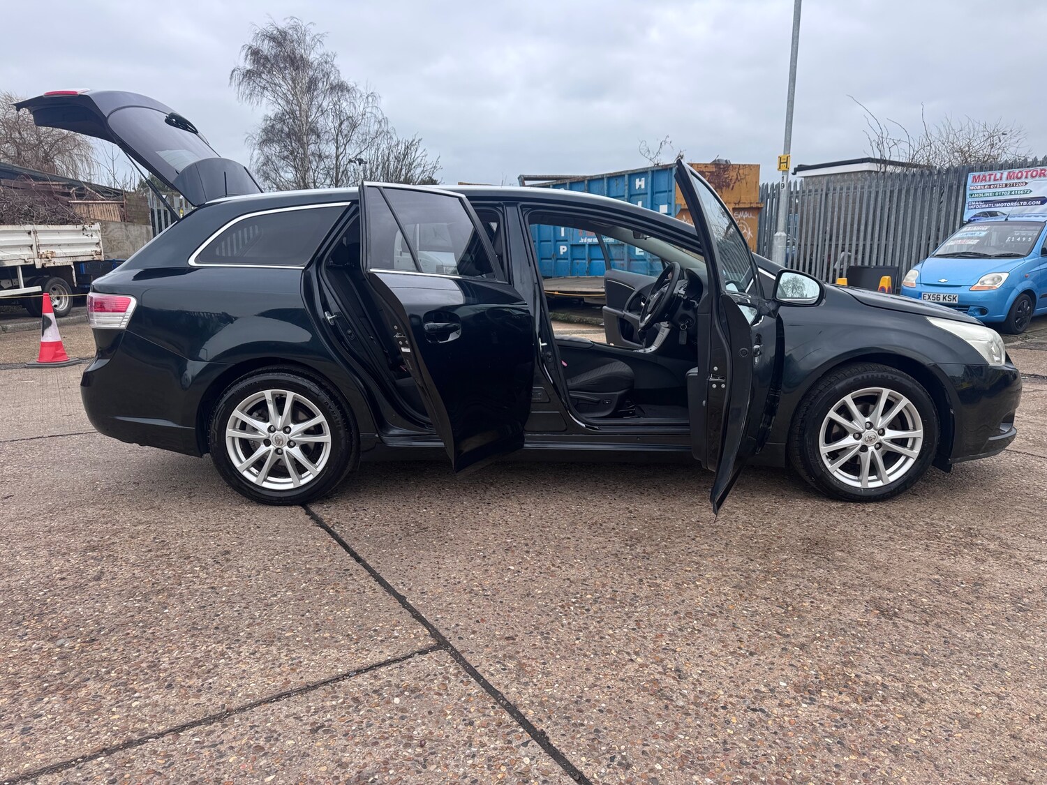 Used Toyota Avensis 2011 for sale - 77485091: Photo 77