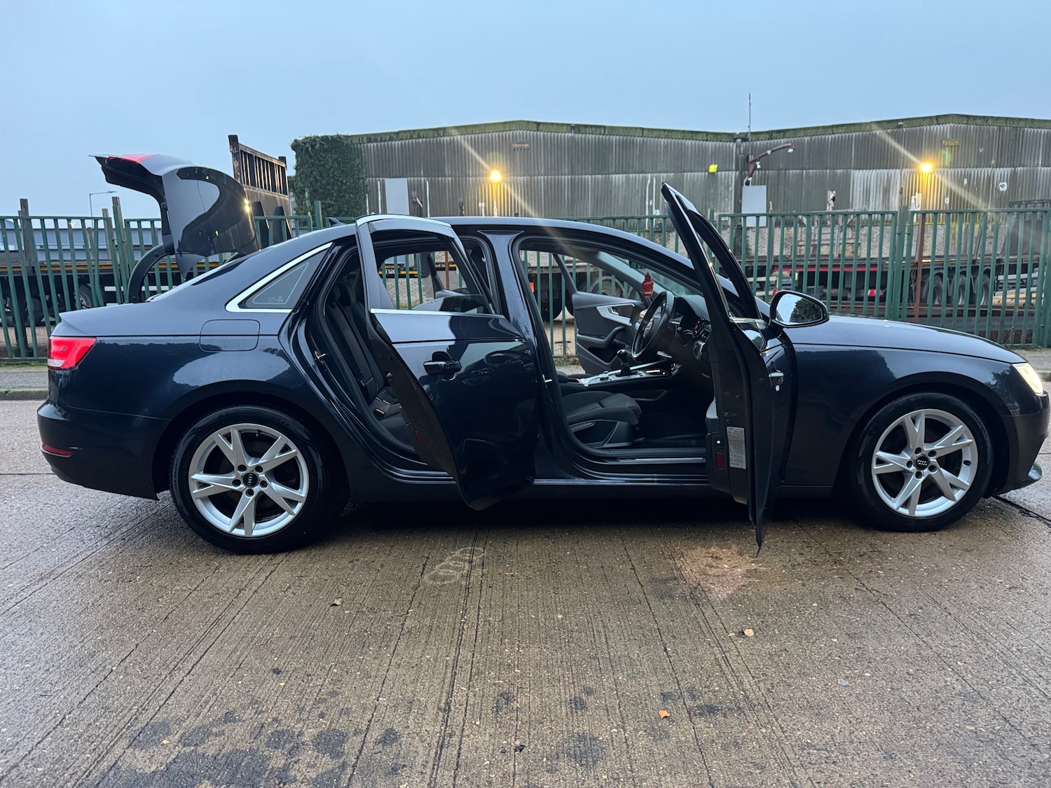 Used Audi A4 2016 for sale - 77006489: Photo 65