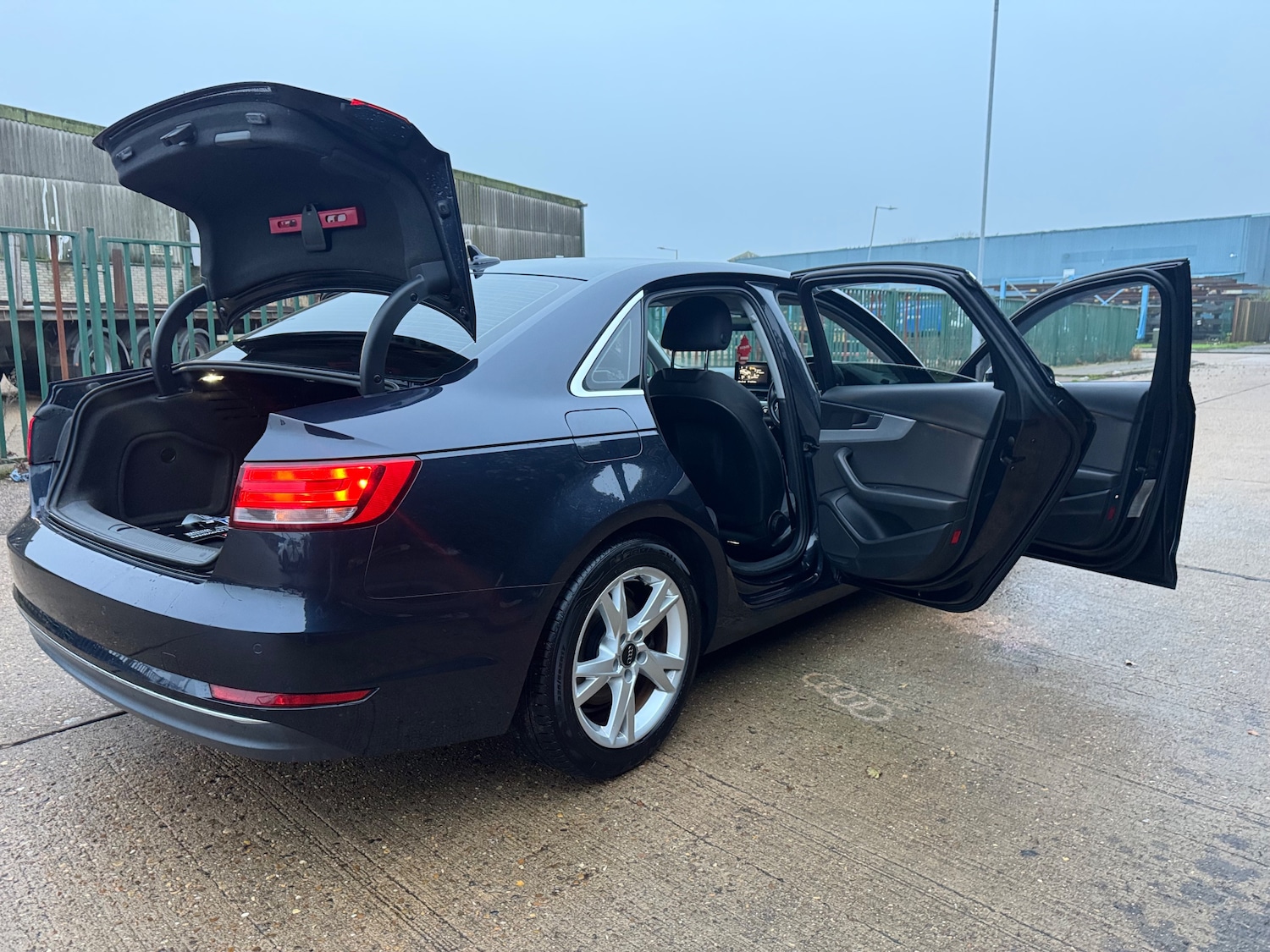 Used Audi A4 2016 for sale - 77006489: Photo 69