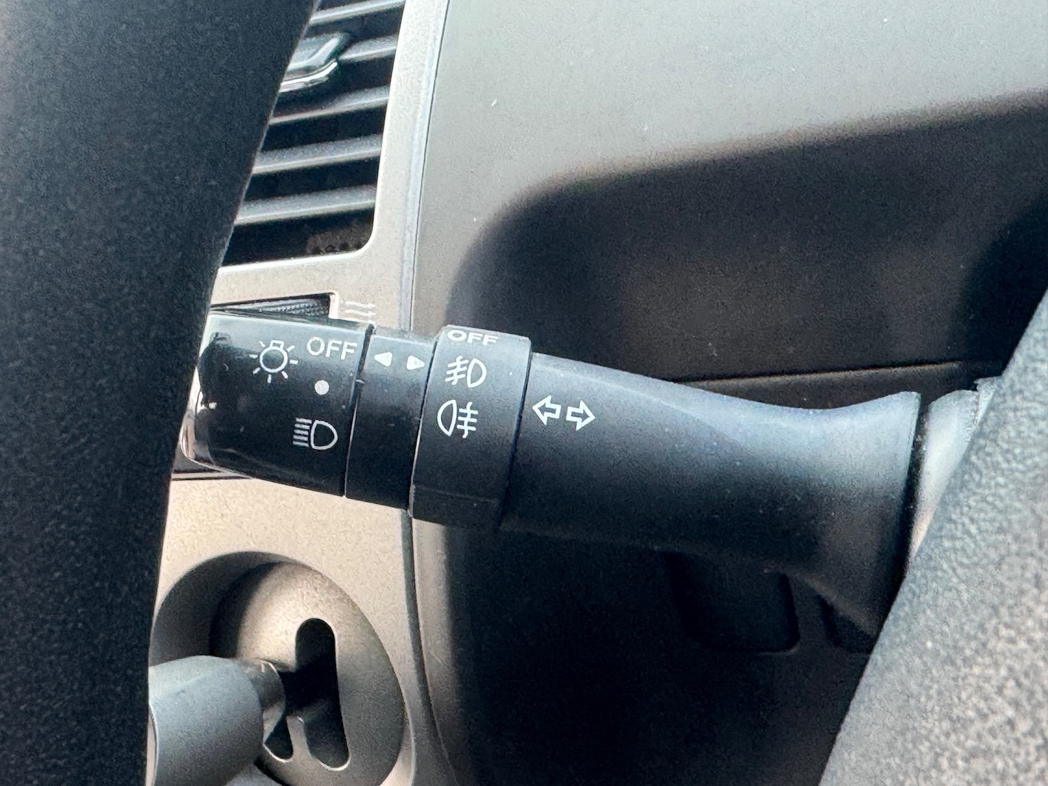 Used Toyota Prius 2005 for sale - 77239550: Photo 36