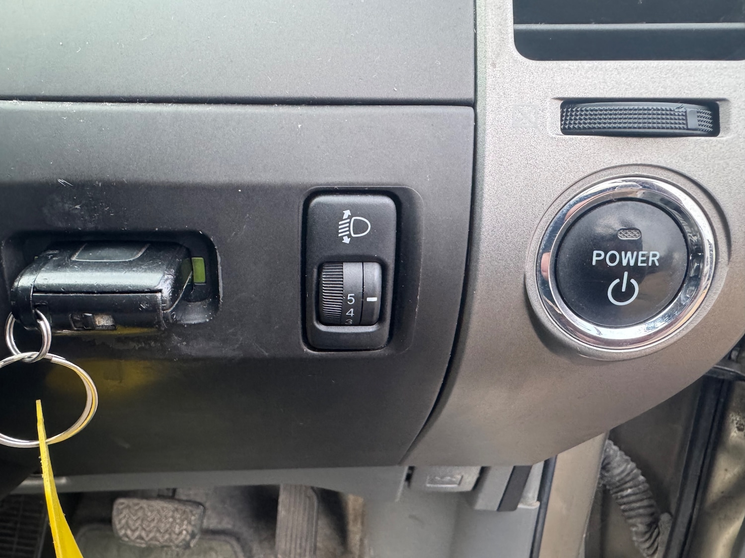 Used Toyota Prius 2005 for sale - 77239550: Photo 42