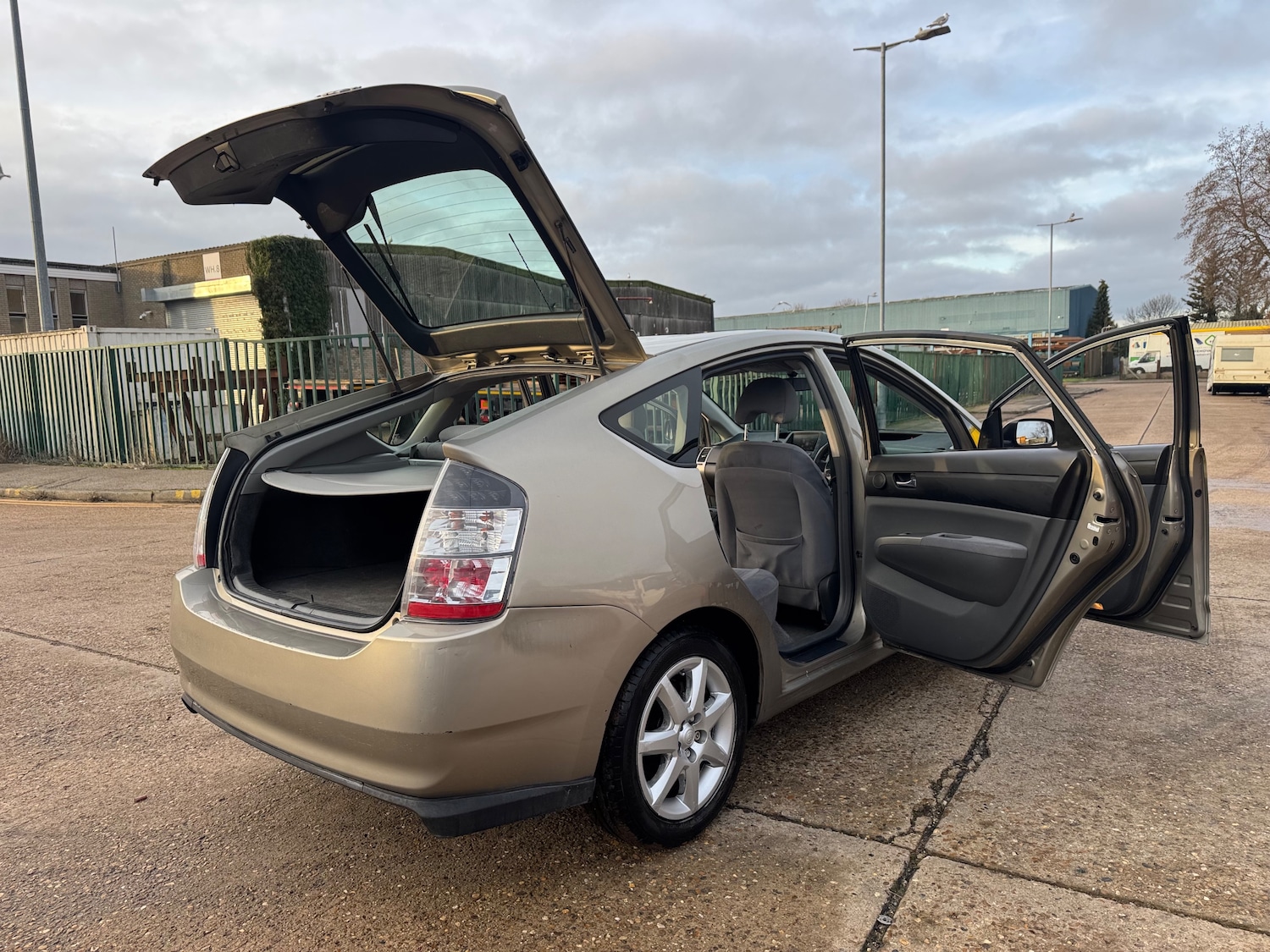 Used Toyota Prius 2005 for sale - 77239550: Photo 68