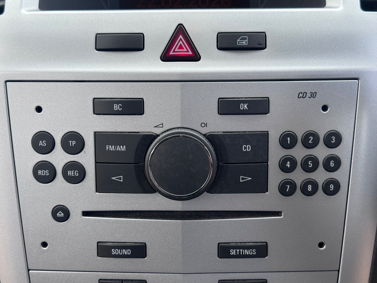 Used Vauxhall Zafira 2010 for sale - 77660477: Photo 13