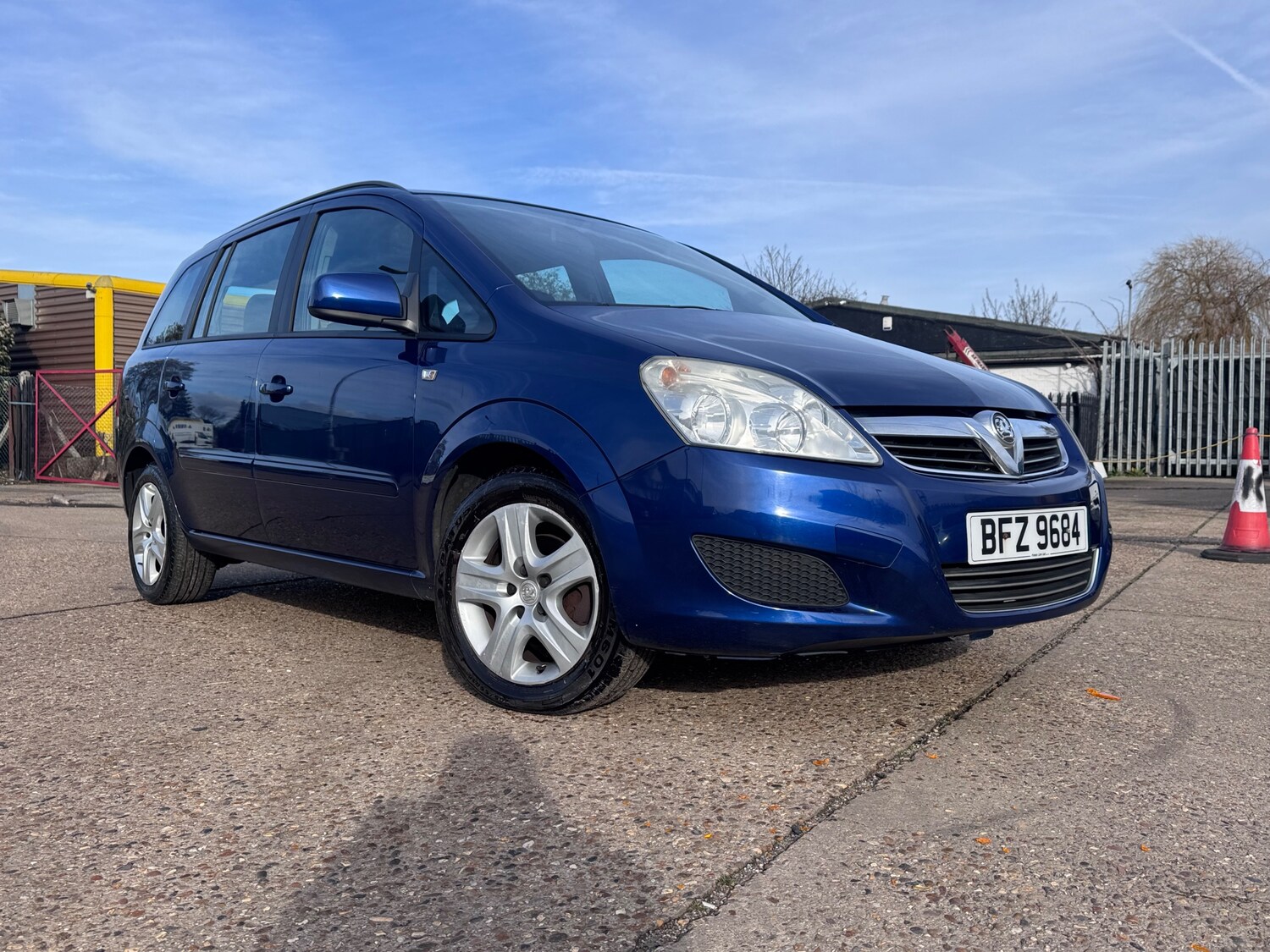 Used Vauxhall Zafira 2010 for sale - 77660477: Photo 33
