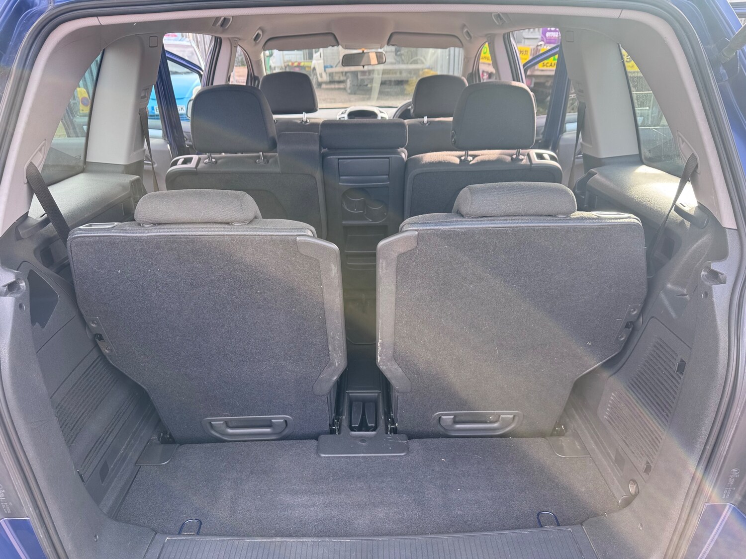 Used Vauxhall Zafira 2010 for sale - 77660477: Photo 60