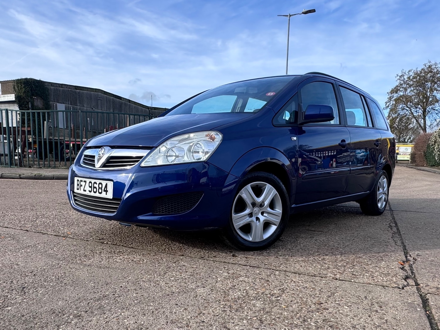 Used Vauxhall Zafira 2010 for sale - 77638301: Photo 34