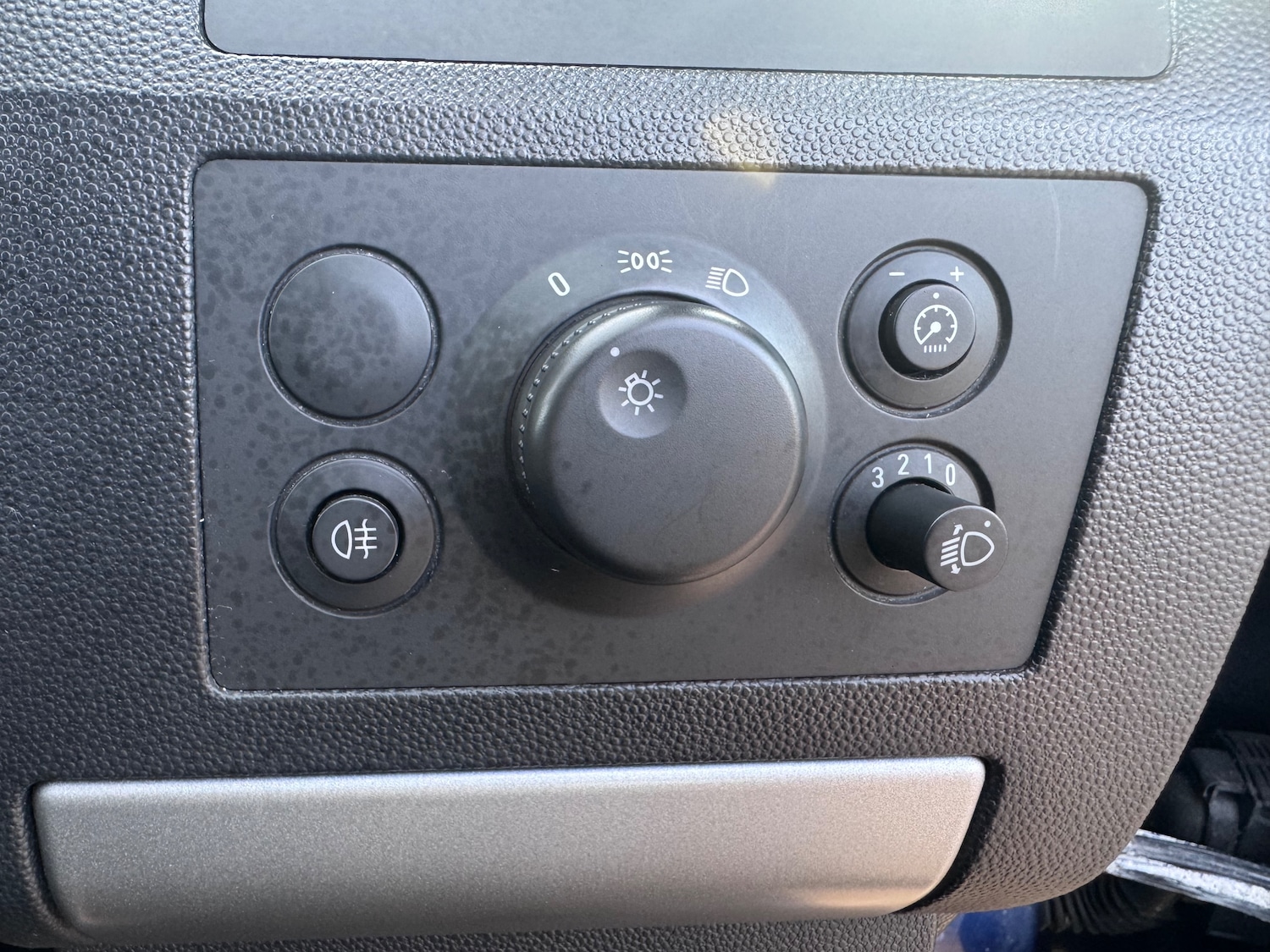 Used Vauxhall Zafira 2010 for sale - 77638301: Photo 48