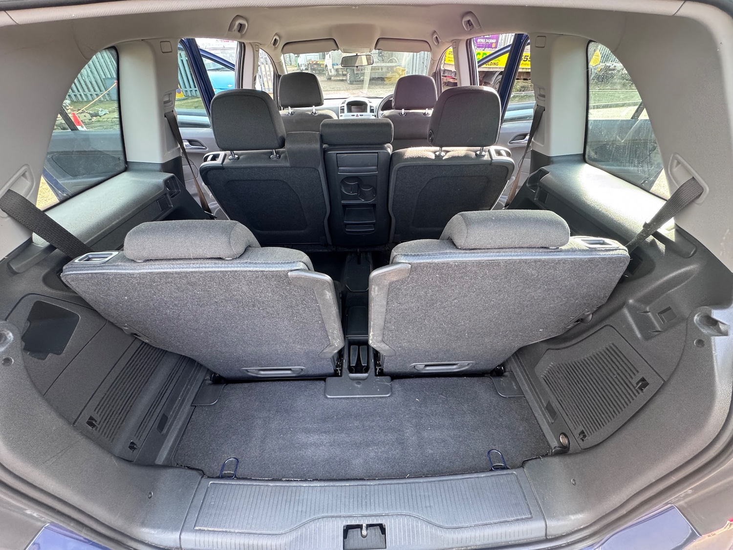 Used Vauxhall Zafira 2010 for sale - 77638301: Photo 61