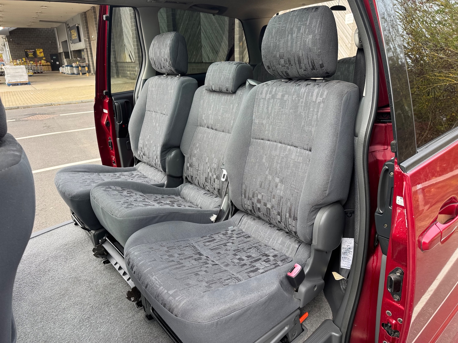 Used Toyota Previa 2004 for sale - 77006505: Photo 26