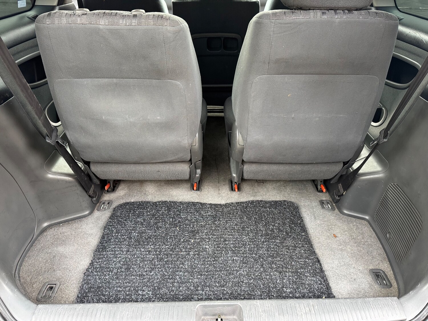 Used Toyota Previa 2004 for sale - 77006505: Photo 52