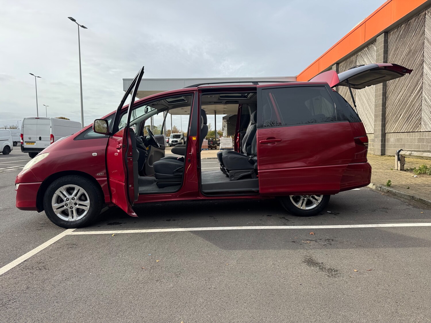 Used Toyota Previa 2004 for sale - 77006505: Photo 64