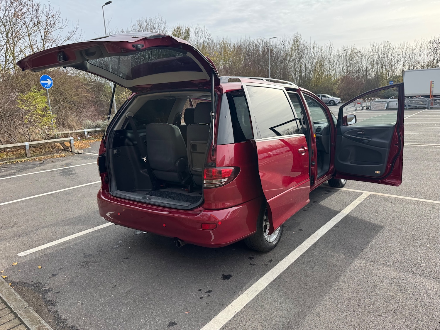 Used Toyota Previa 2004 for sale - 77006505: Photo 67